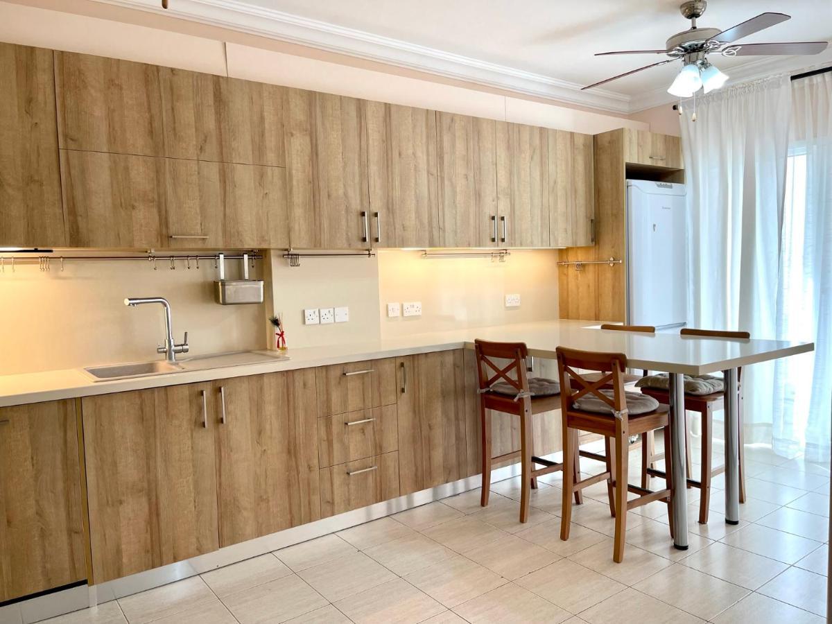 100 M To The Beach Sea La Vie 3 Bedroom Apartment Limassol Zewnętrze zdjęcie